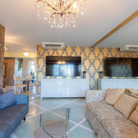 Royal Suites Whith Free Parking Рига Екстер'єр фото