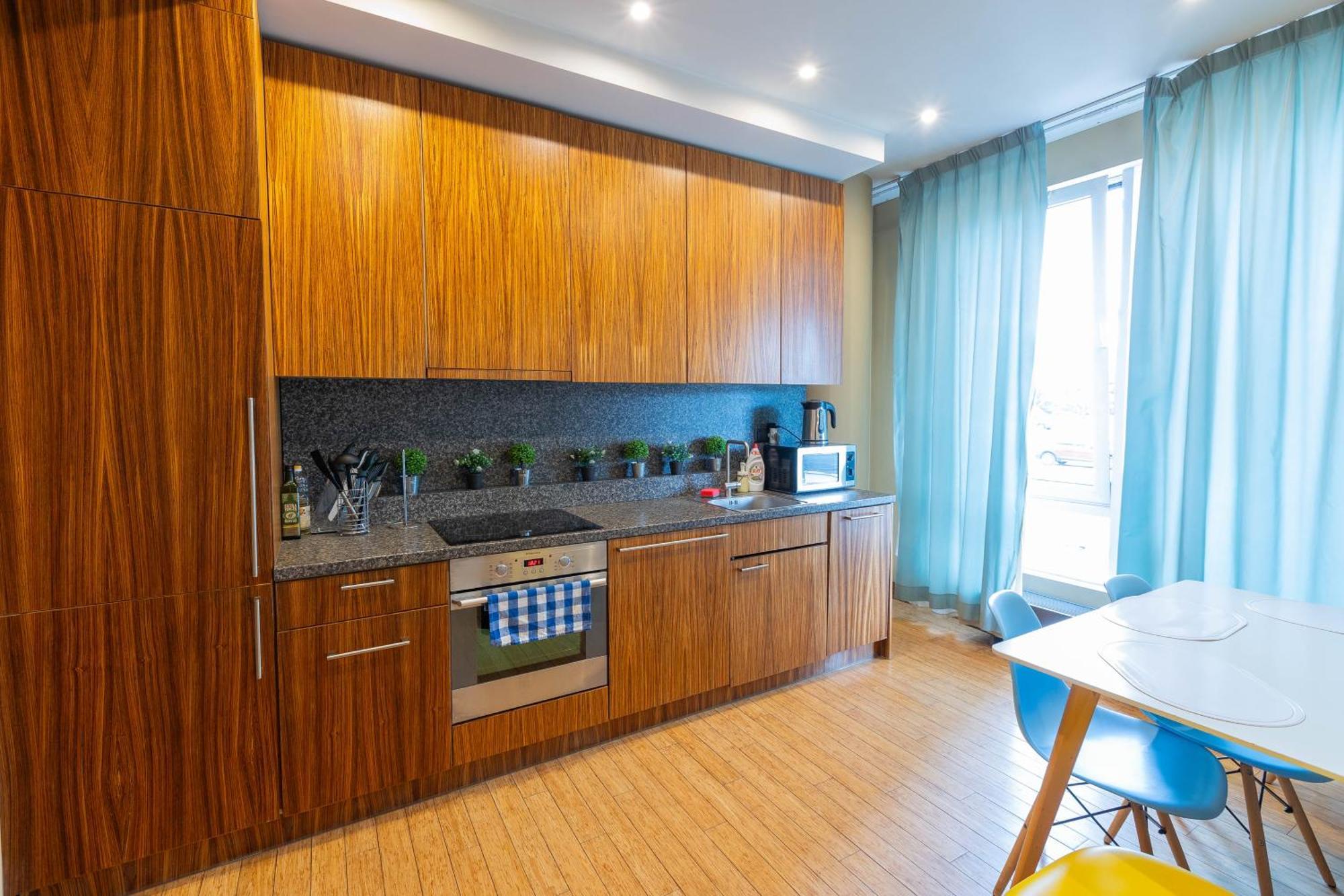Royal Suites Whith Free Parking Рига Екстер'єр фото