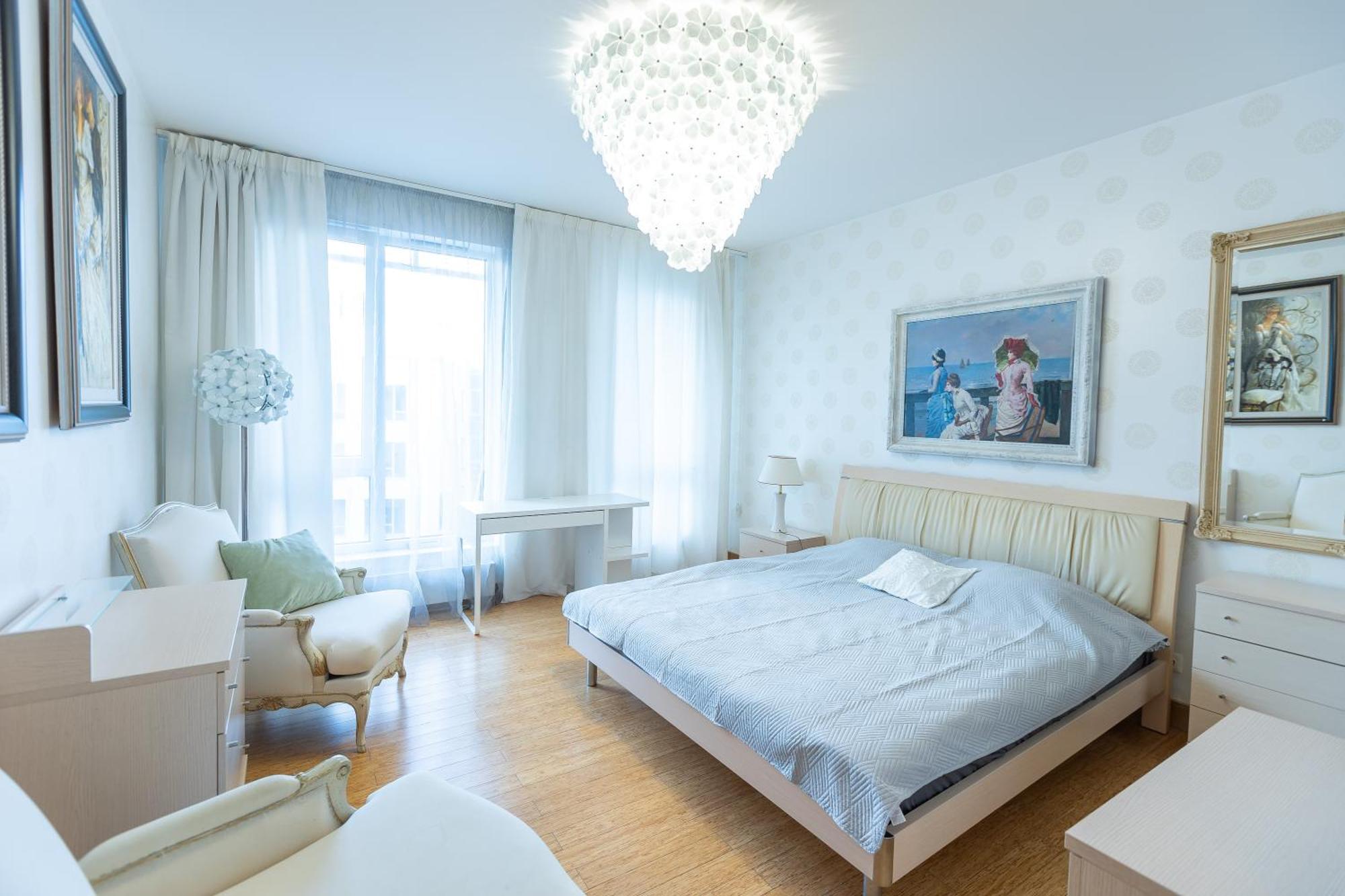 Royal Suites Whith Free Parking Рига Екстер'єр фото